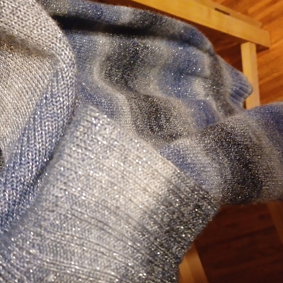 AGB Woman Sweater Sz. 1X. - Picture 6 of 7